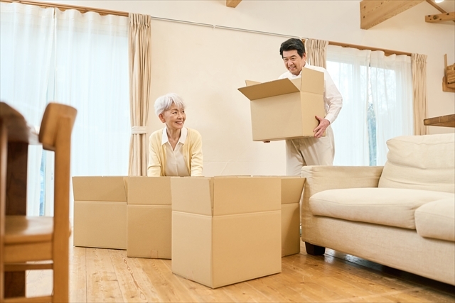 女性一人の遺品整理が不安！作業時のポイントを解説